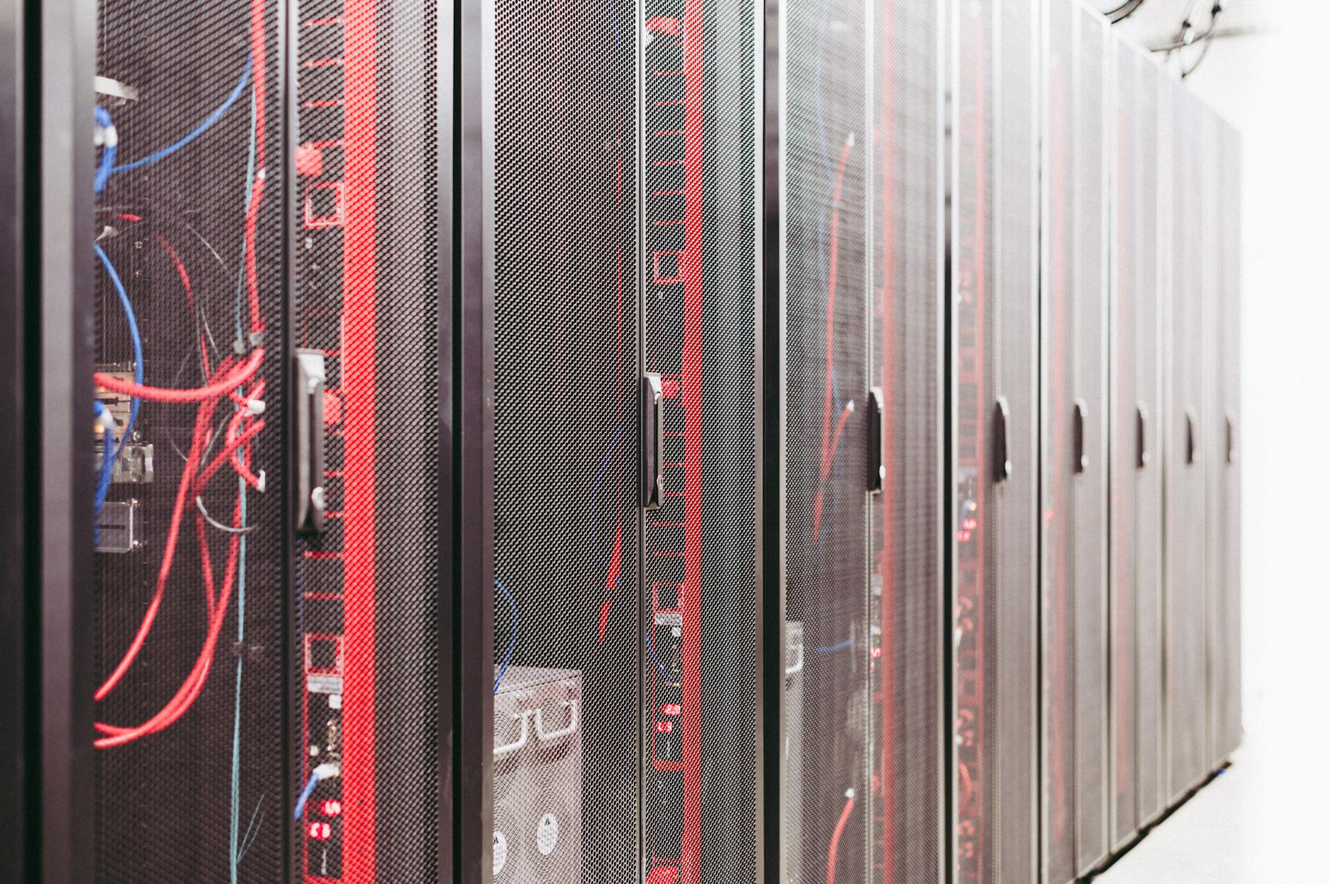 Jasa backup data perusahaan Jakarta terpercaya dari ABYKIN Technology, lindungi aset digital bisnis Anda.