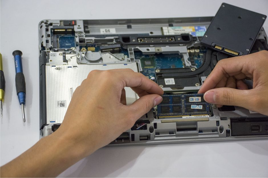 Strategi Menggunakan service laptop Cisauk Secara Tepat